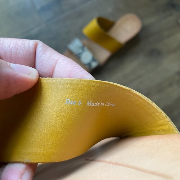 Dolce Vita Mustard & Snakeskin Leather Slide Sandals – Size 8 - Picture 8 of 11